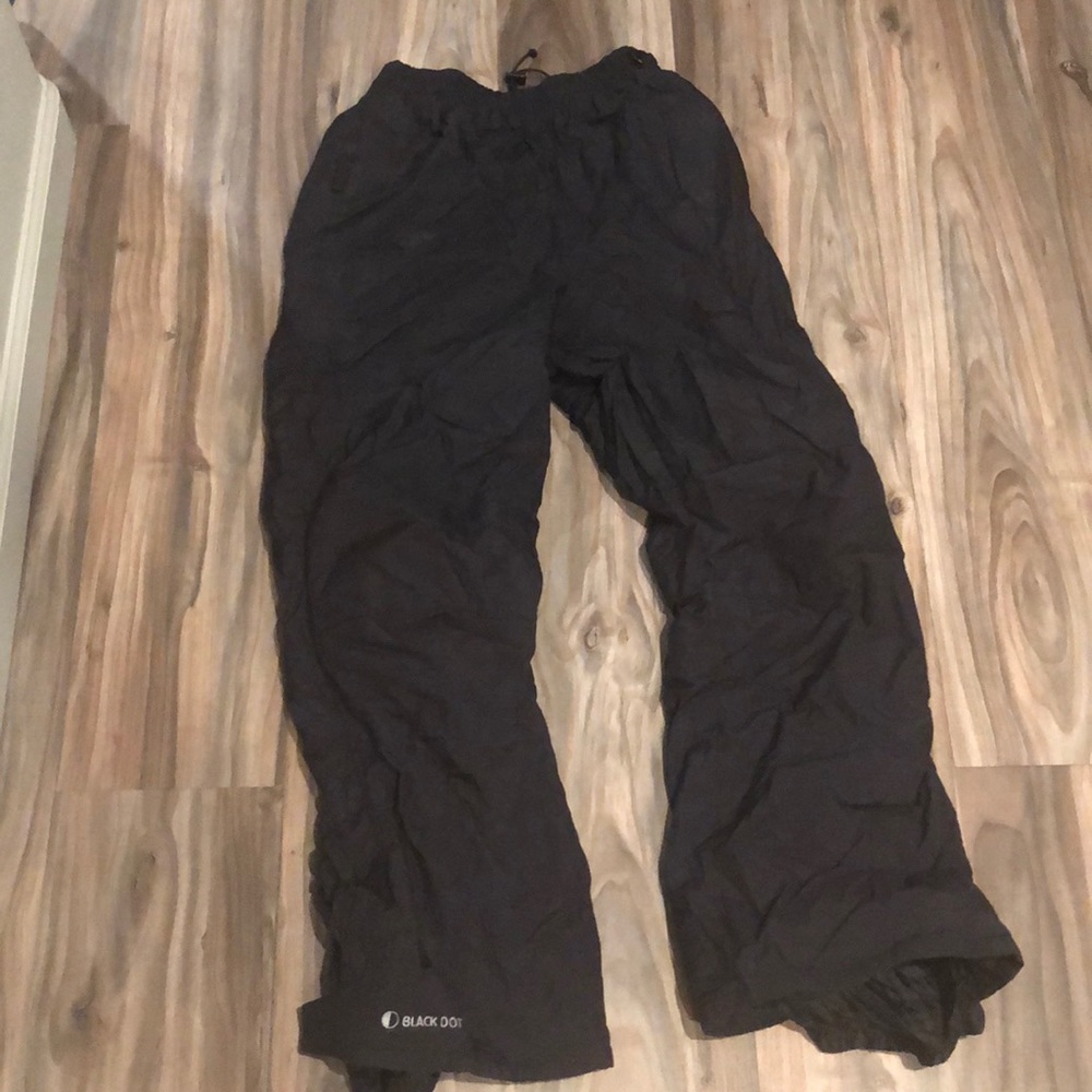 Synthetic snowboard pants